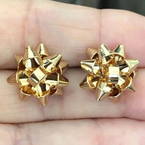 Gold Metal Bow Present Holiday Christmas Gift Stud Earrings NWT